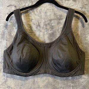 42C SYROKAN Sport Bra Women’s Black Maximum Support Lightly Padded New